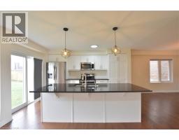 47 PICKETT Place - 5
