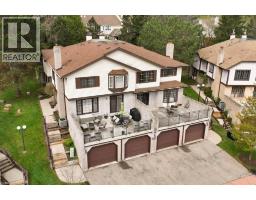 487 BEECHWOOD Drive UnitNo. 2 - 2