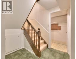 487 BEECHWOOD Drive UnitNo. 2 - 33