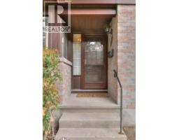 487 BEECHWOOD Drive UnitNo. 2 - 8