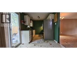 143 BROOKSIDE Crescent - 5