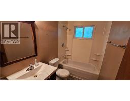 143 BROOKSIDE Crescent - 9