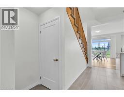 35 CROSSMORE Crescent - 16