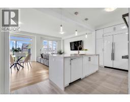 35 CROSSMORE Crescent - 17