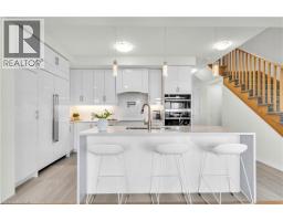 35 CROSSMORE Crescent - 18