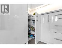 35 CROSSMORE Crescent - 22