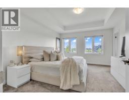 35 CROSSMORE Crescent - 34