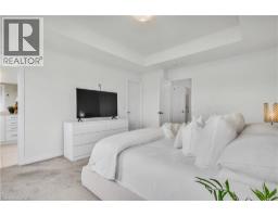 35 CROSSMORE Crescent - 35