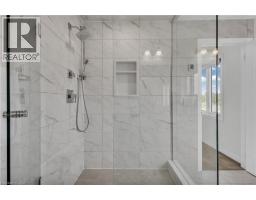 35 CROSSMORE Crescent - 38