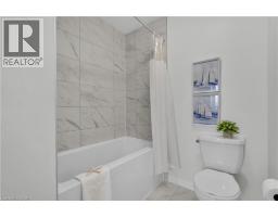 35 CROSSMORE Crescent - 43