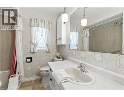 35 GRENVILLE Avenue - 8