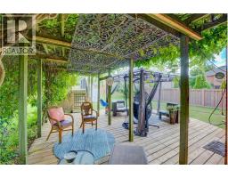 138 CRANSTON Avenue - 39