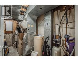 9 EDEN Place - 28