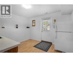 42 PARKER Drive - 25