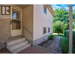 42 PARKER Drive - 31