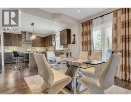 50 HORSESHOE Crescent - 11