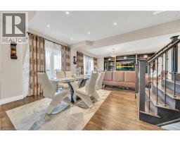 50 HORSESHOE Crescent - 12