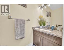 50 HORSESHOE Crescent - 19