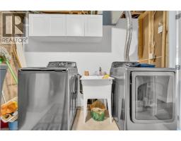 50 HORSESHOE Crescent - 38