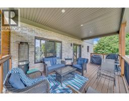 50 HORSESHOE Crescent - 40