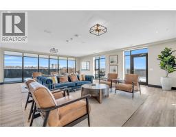 15 GLEBE Street UnitNo. PH2001 - 44