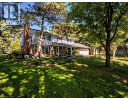 296 EDGEHILL Drive - 3