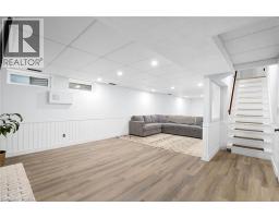 296 EDGEHILL Drive - 43
