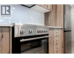 25 WELLINGTON Street S UnitNo. 1107 - 11