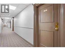 35 GREEN VALLEY Drive UnitNo. 902 - 10
