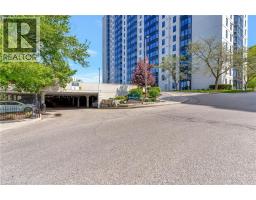 35 GREEN VALLEY Drive UnitNo. 902 - 12
