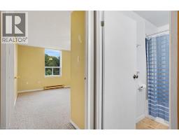 35 GREEN VALLEY Drive UnitNo. 902 - 25