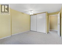35 GREEN VALLEY Drive UnitNo. 902 - 27