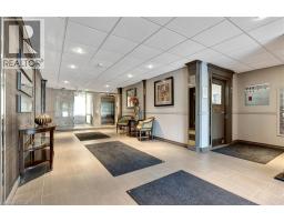 35 GREEN VALLEY Drive UnitNo. 902 - 8
