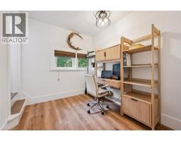 37 BROCK Street - 27