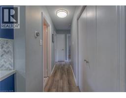 16 BRISBANE Boulevard - 18