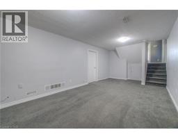 46 GUERIN Avenue - 32