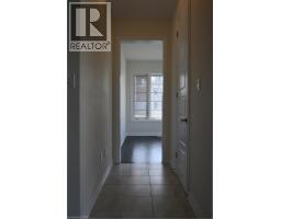 1 BEE Crescent - 11