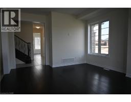 1 BEE Crescent - 19