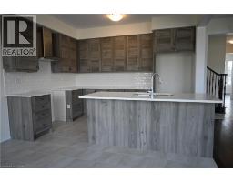 1 BEE Crescent - 22