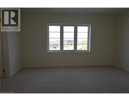 1 BEE Crescent - 29