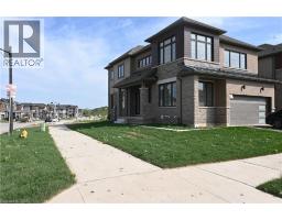 1 BEE Crescent - 4