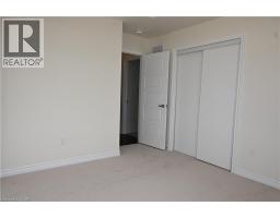 1 BEE Crescent - 40