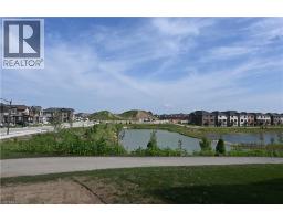 1 BEE Crescent - 43