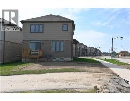 1 BEE Crescent - 8