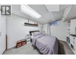 194 HOLLYRIDGE Crescent - 28