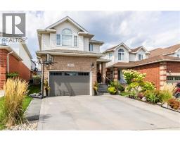 194 HOLLYRIDGE Crescent - 3