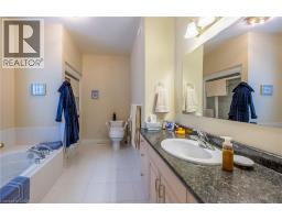 17 WERRET Avenue - 27
