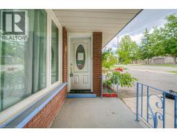 328 CLYDE Road - 5