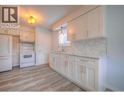 328 CLYDE Road - 9