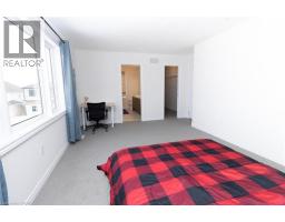 36 FORD STREET - 31